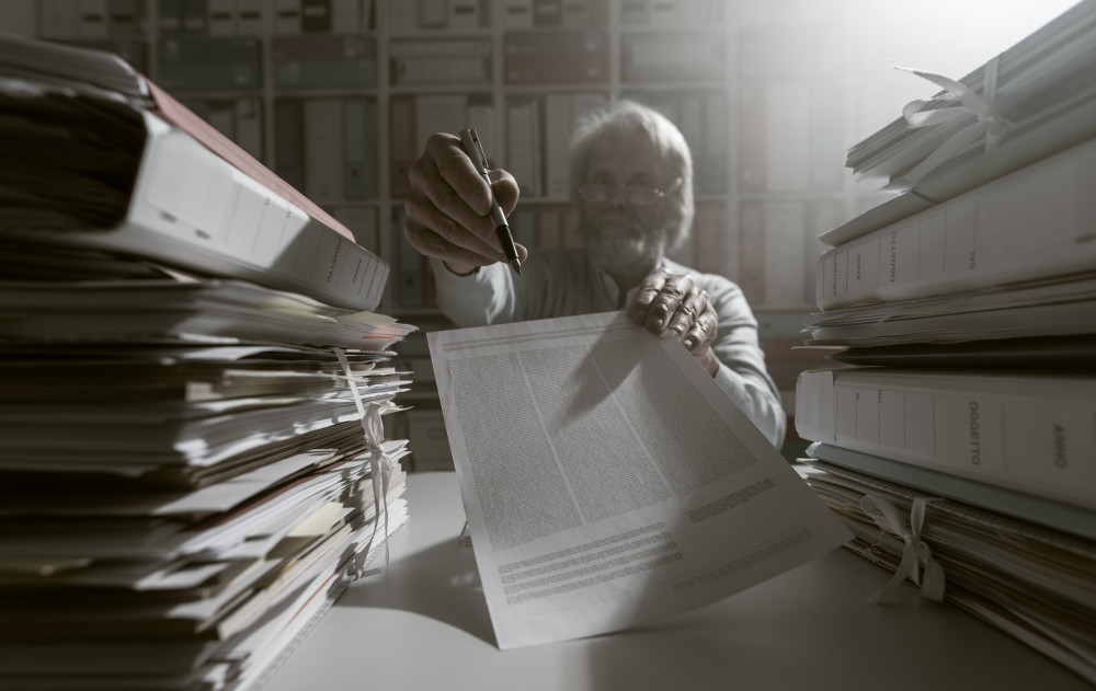 Le droit des contrats spéciaux : une analyse approfondie